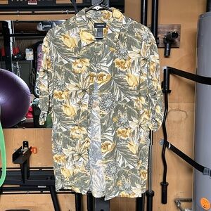 Claiborne Hawaiian Dress shirt L